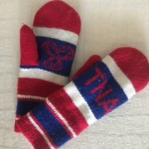 Tna mittens
